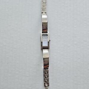 Lise Watier Women's Silver Watch